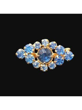 Vtg Brooch Pin Goldtone Metal Sapphire Colored Stones 2cm x 1.5 cm No Markings